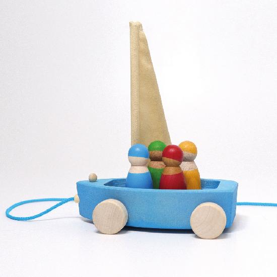 Land Yacht with 4 sailors, Large By Grimms Spiel und Holz