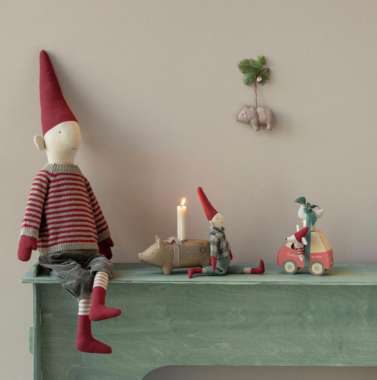 Christmas mouse, Little sister in car box By Maileg