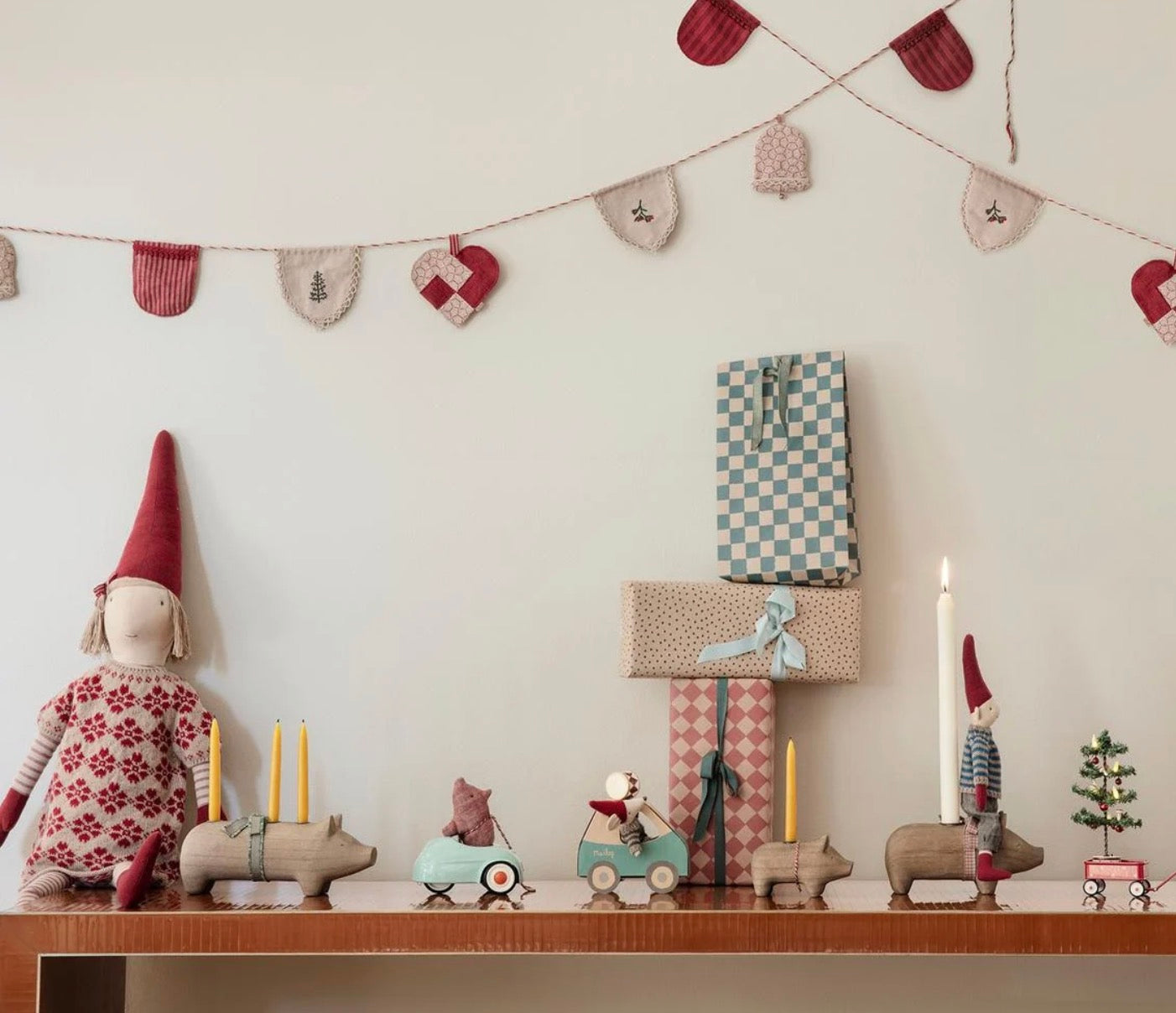Christmas mouse, Little brother in car box By Maileg