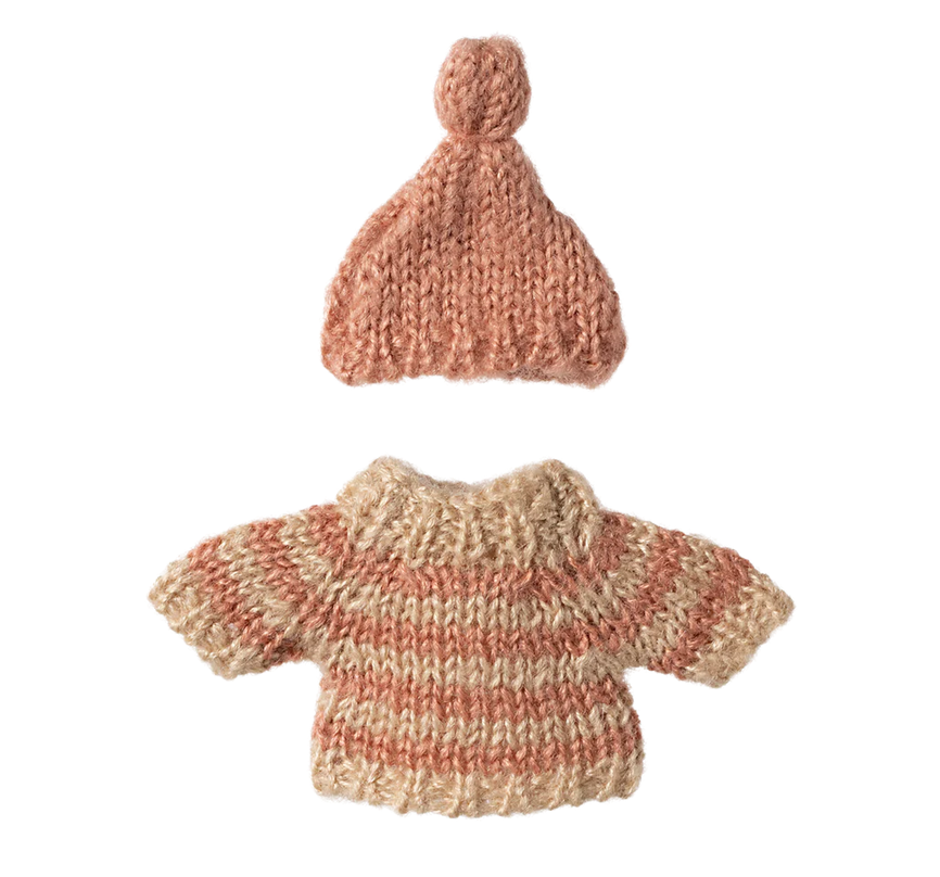 Knitted sweater and hat, Big sister mouse by Maileg