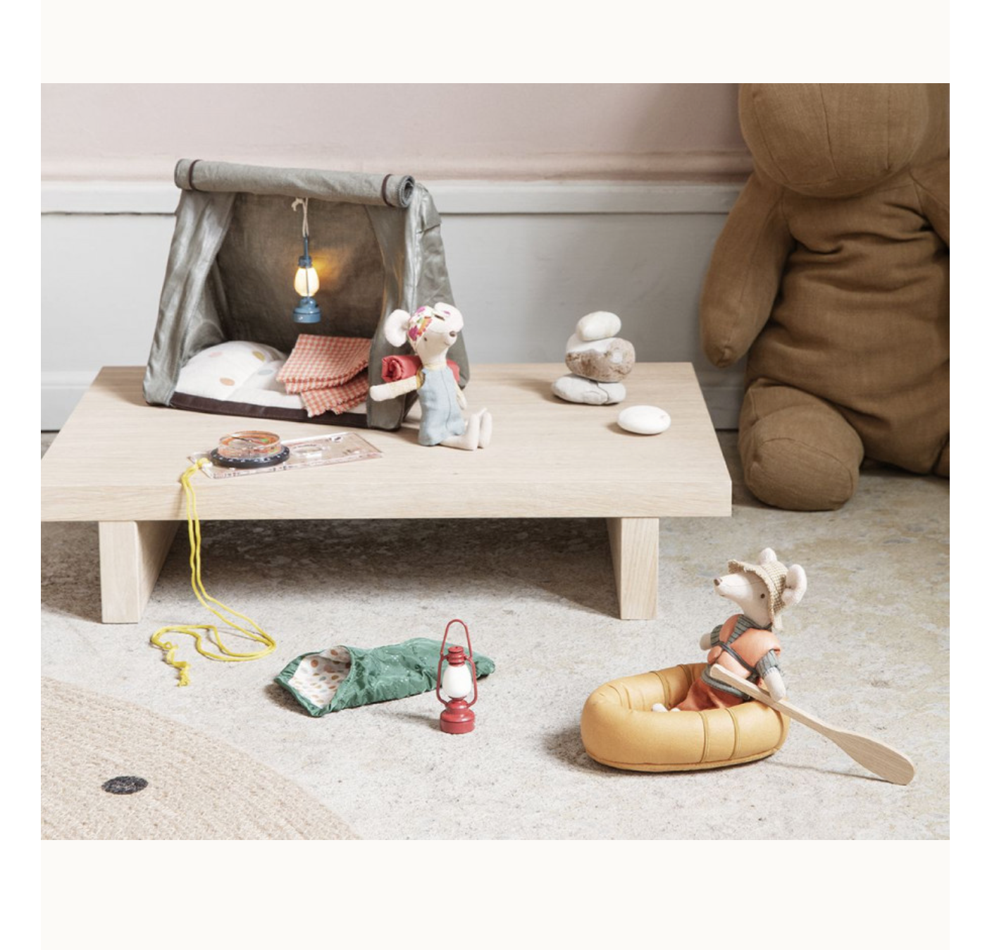Maileg Rubber boat, Mouse - Dusty yellow