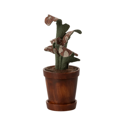 Flower pot with plant by Maileg