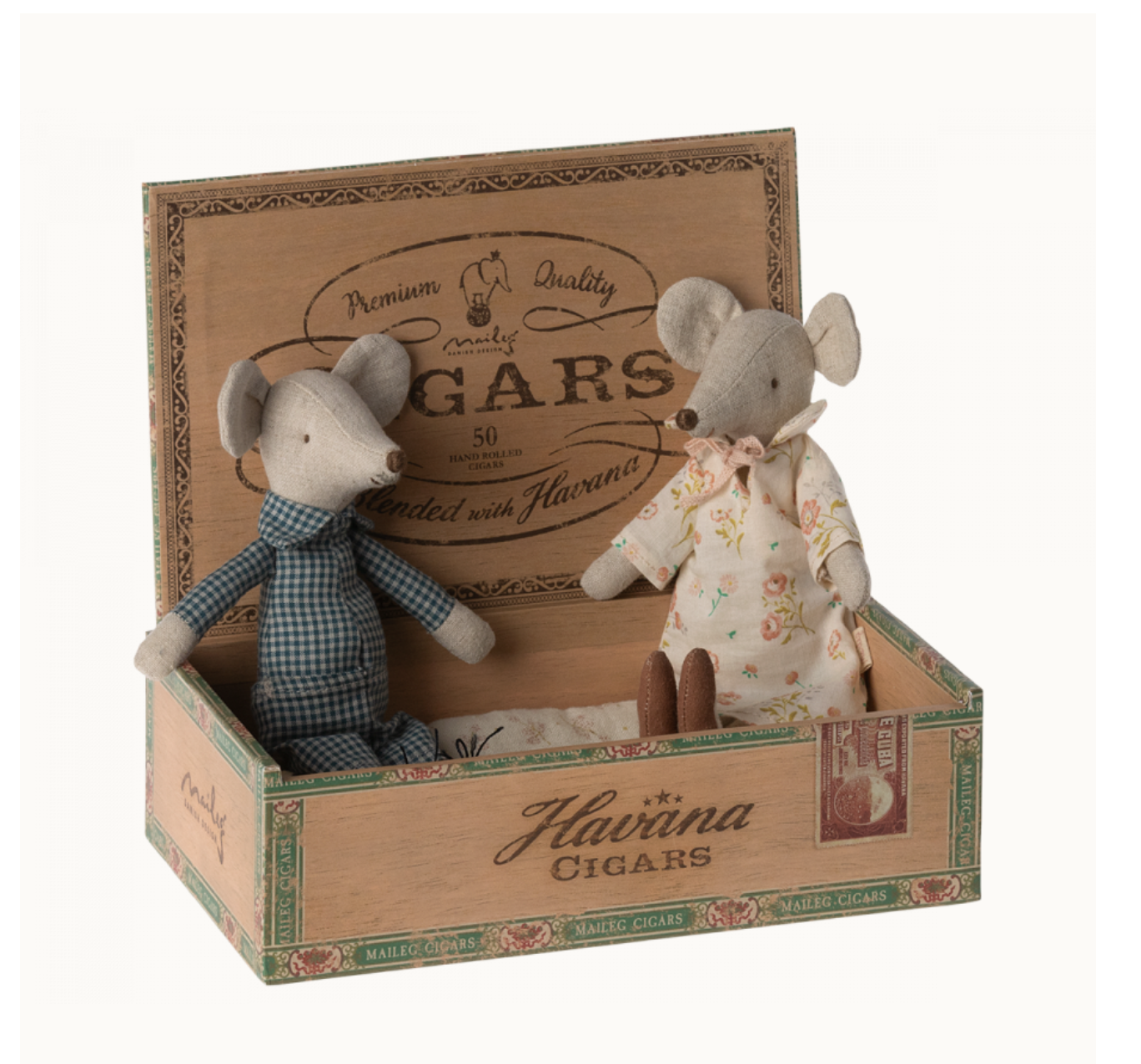 Maileg Grandma and Grandpa mice in cigarbox