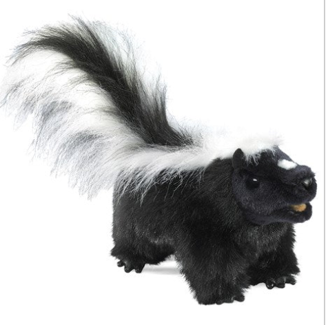 Skunk by Folkmanis Puppets