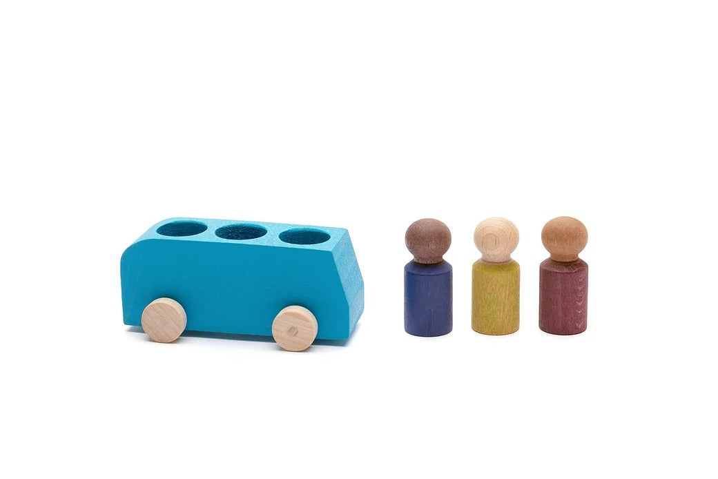 Bus Turquoise with 3 Figures  By Lubulona