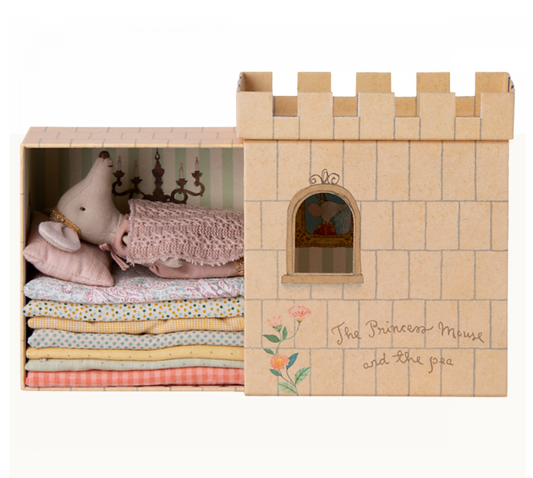 Maileg Princess and the pea, Big sister mouse